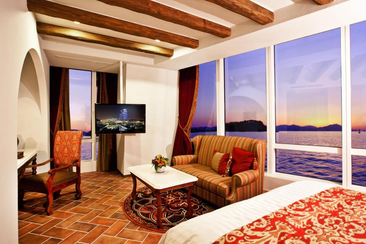 Hotel Sono Calm Yeosu Exterior foto