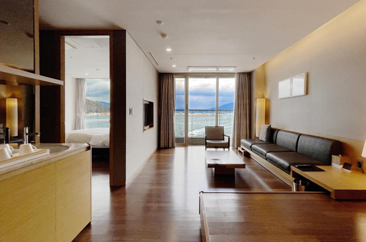 Hotel Sono Calm Yeosu Exterior foto