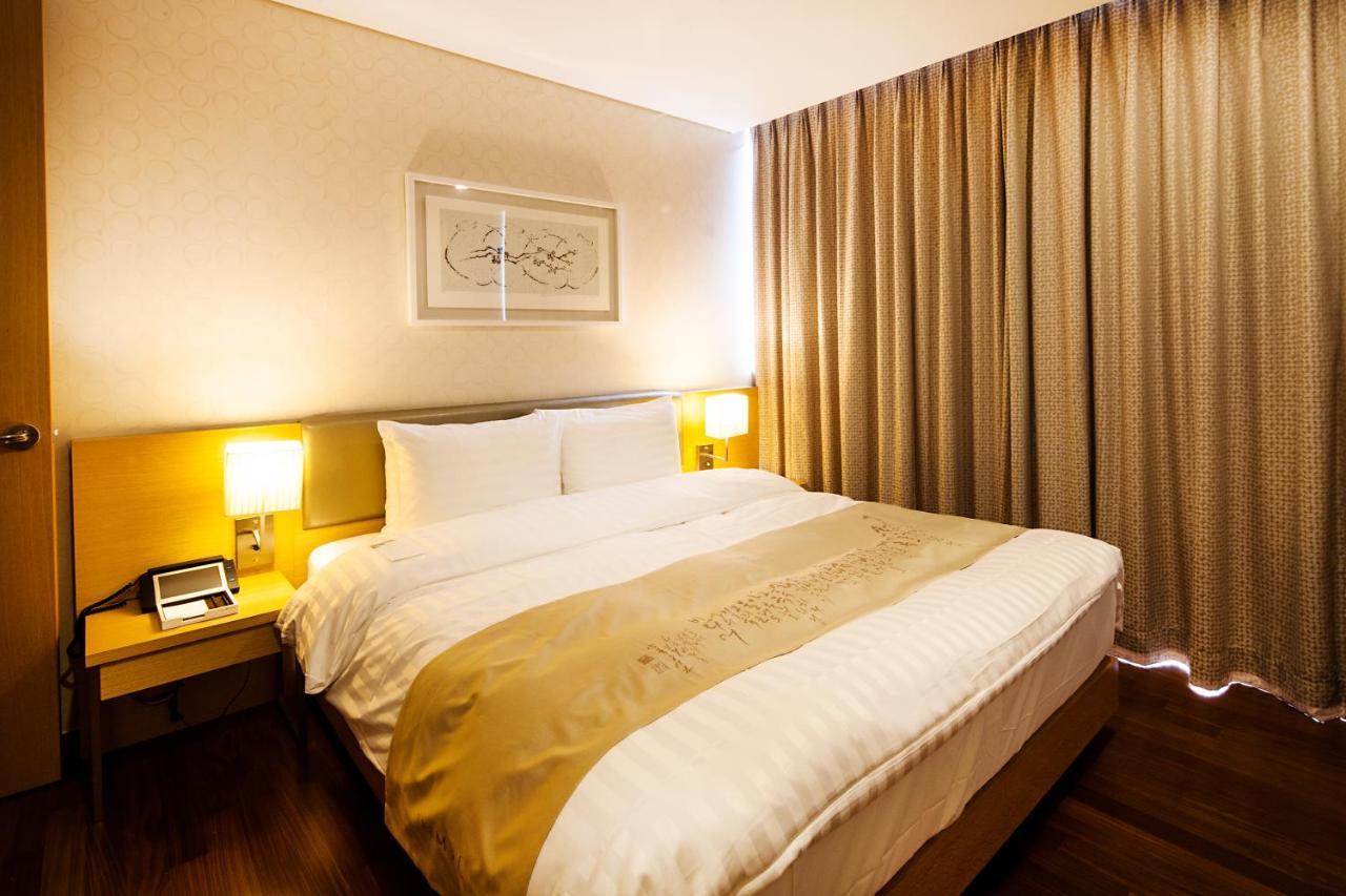 Hotel Sono Calm Yeosu Exterior foto